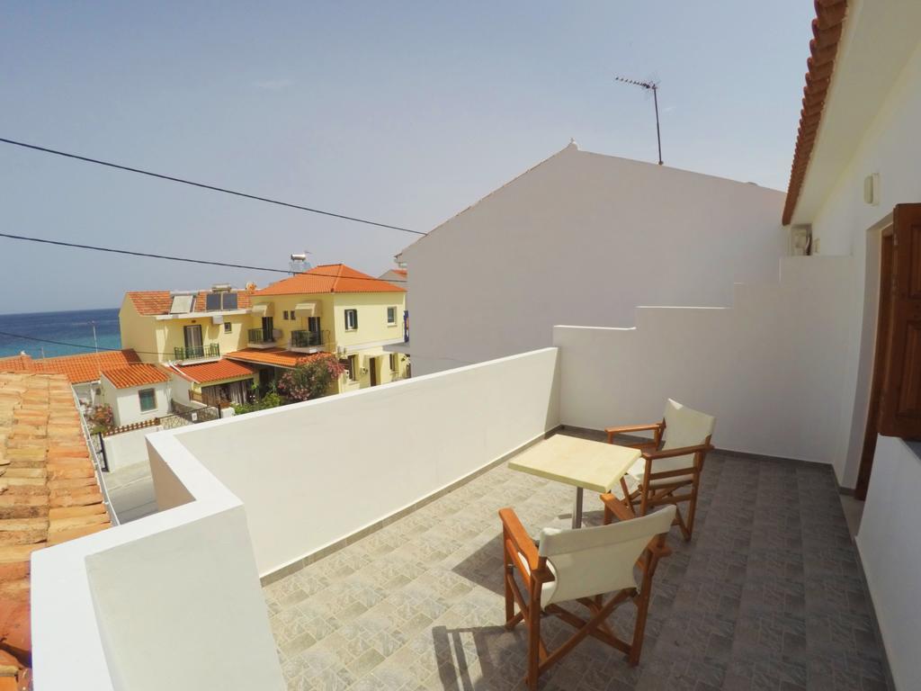 Tarsanas Beach Kokkari Exteriér fotografie